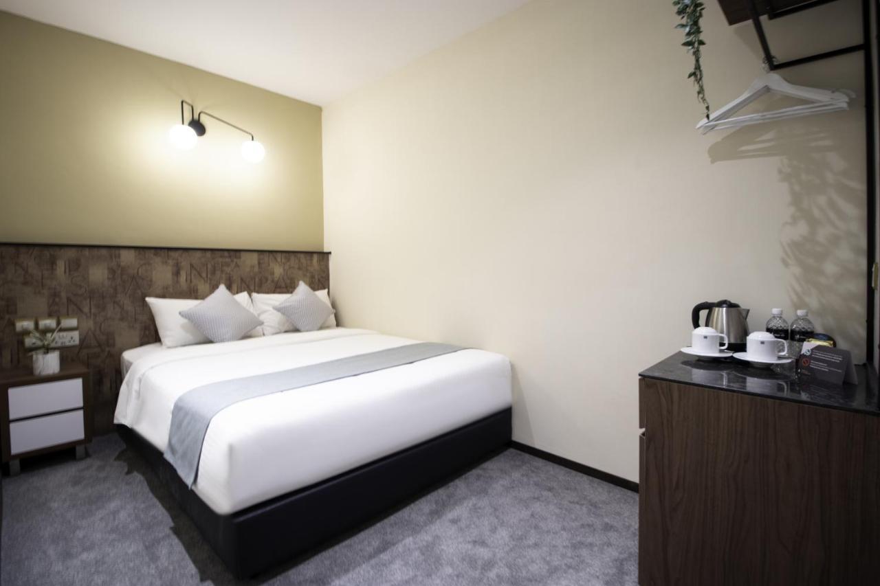 Harbour Ville Hotel - Hamilton Singapour Extérieur photo