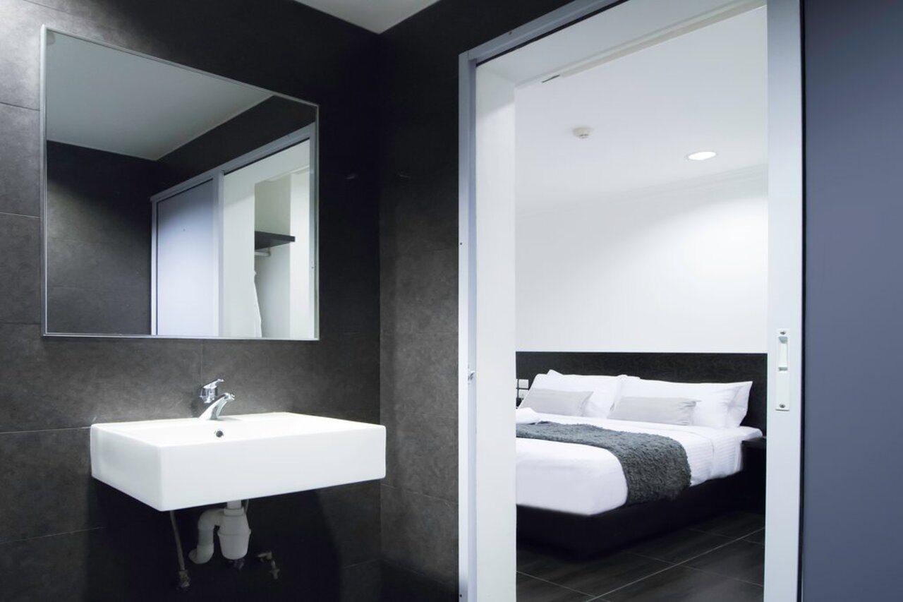 Harbour Ville Hotel - Hamilton Singapour Extérieur photo